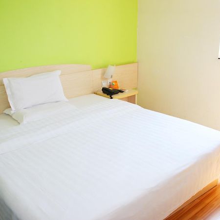 7Days Inn Shantou Coach Terminal Huang He Road Eksteriør bilde