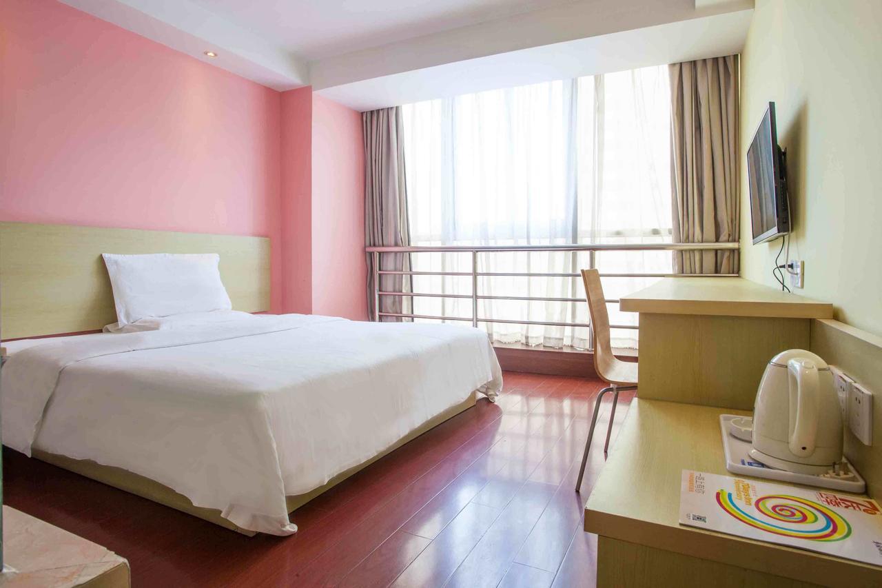 7Days Inn Shantou Coach Terminal Huang He Road Rom bilde