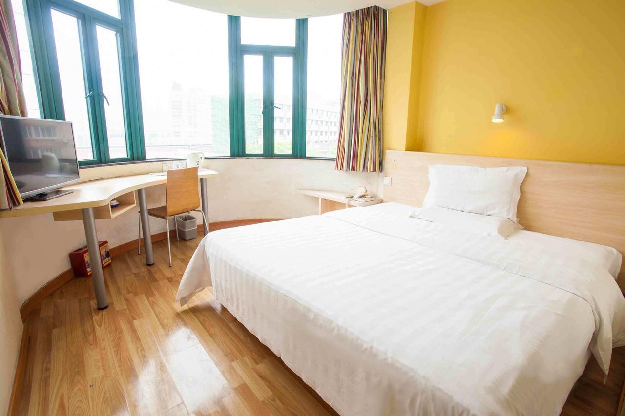 7Days Inn Shantou Coach Terminal Huang He Road Rom bilde